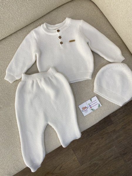 طقم صوف أوفوايت ولادي