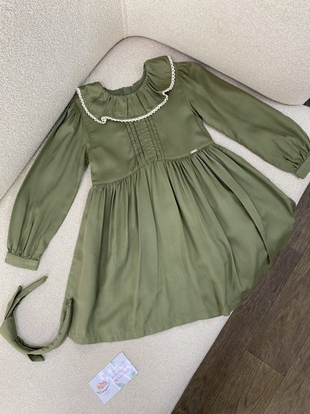 فستان بناتي أخضر