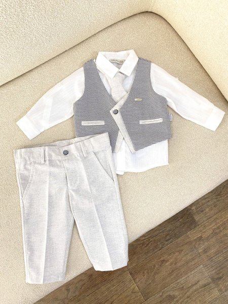 طقم بدلة ولادي أشهر