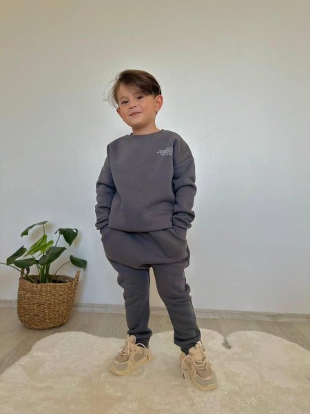 تريننج زارا رمادي غامق