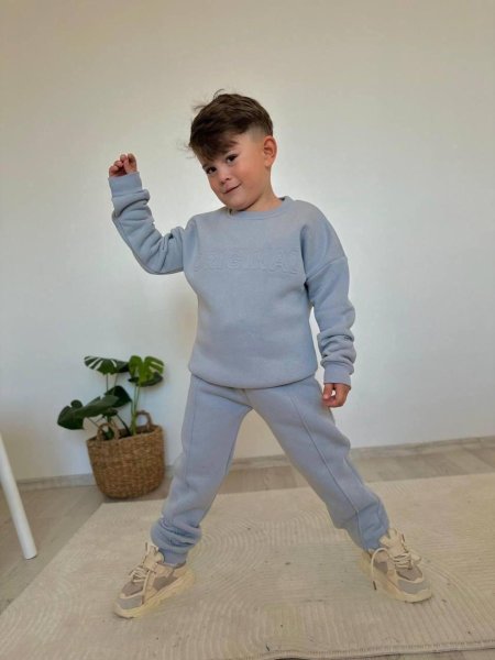 تريننج رمادي ولادي من زارا