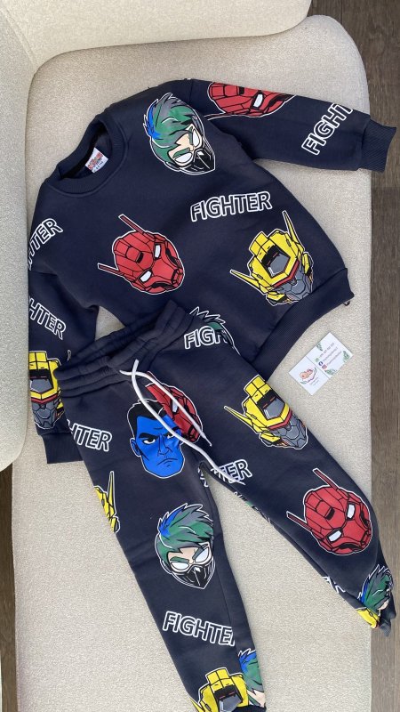 ترينج زارا فوتر