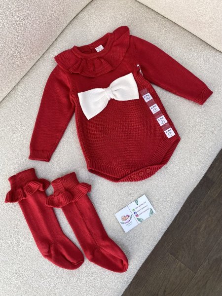 طقم صوف بناتي