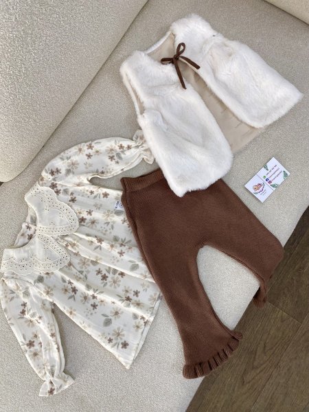 طقم بناتي أشهر مميز