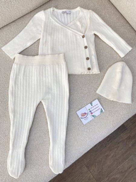 طقم صوف ناعم