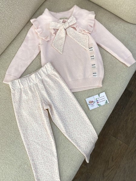 طقم بناتي زهري ناعم