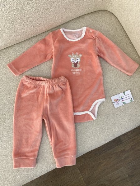 طقم مخمل بناتي