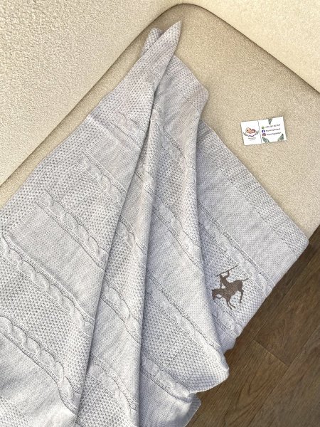 حرام صوف رمادي رسمة حصان