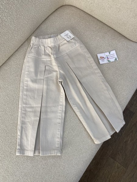 بنطلون بيج سنوات مميّز